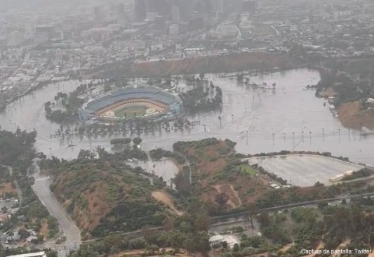 Se inunda estadio de los Dodgers tras paso del huracán Hilary K911